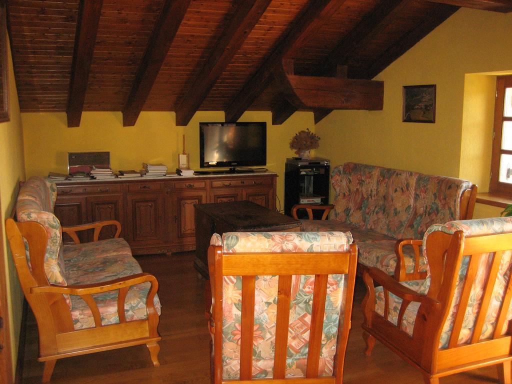 Casa Rural Parriola Villanueva de Arce Esterno foto