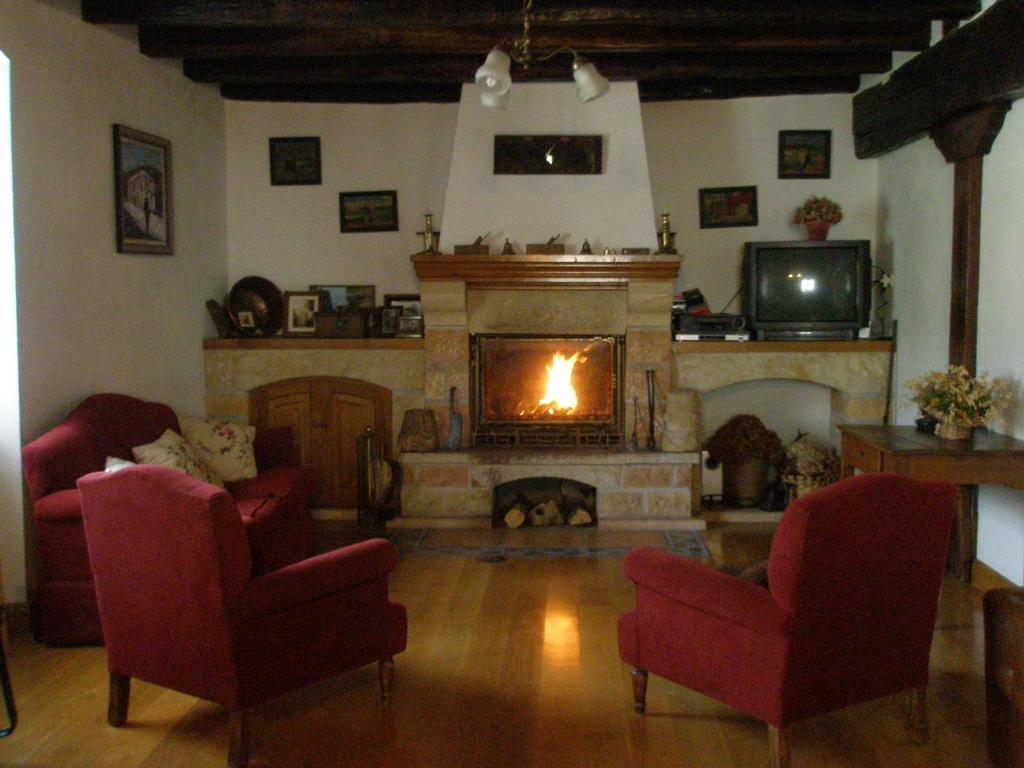 Casa Rural Parriola Villanueva de Arce Esterno foto