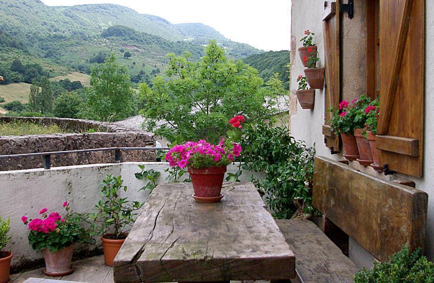 Casa Rural Parriola Villanueva de Arce Esterno foto
